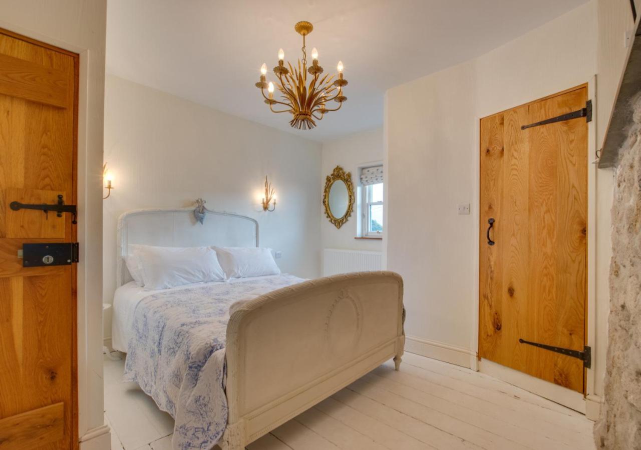 3 Bed in St. Just oc-p00674