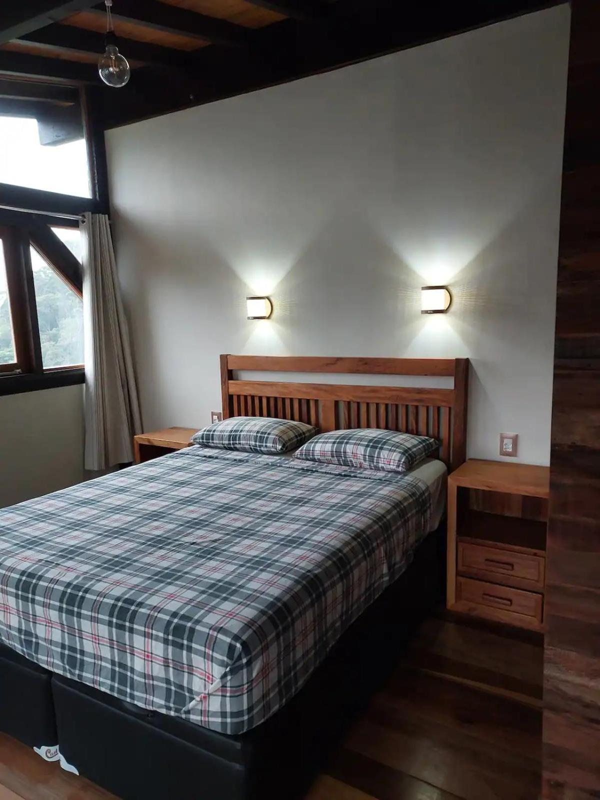 Eco Lodge de Construção Natural com Vista Panorâmica