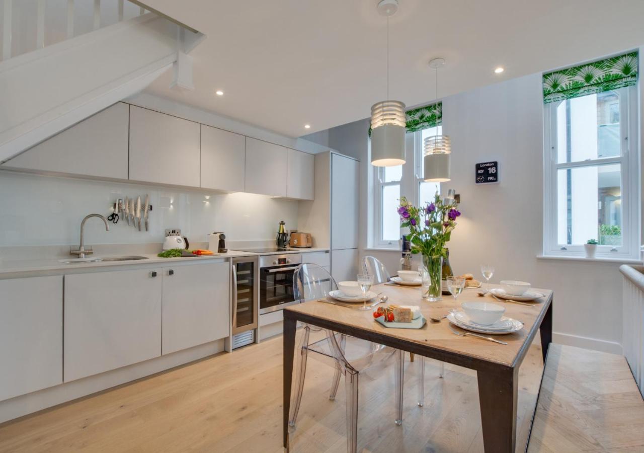 2 Bed in Fowey oc-p00703 view 3
