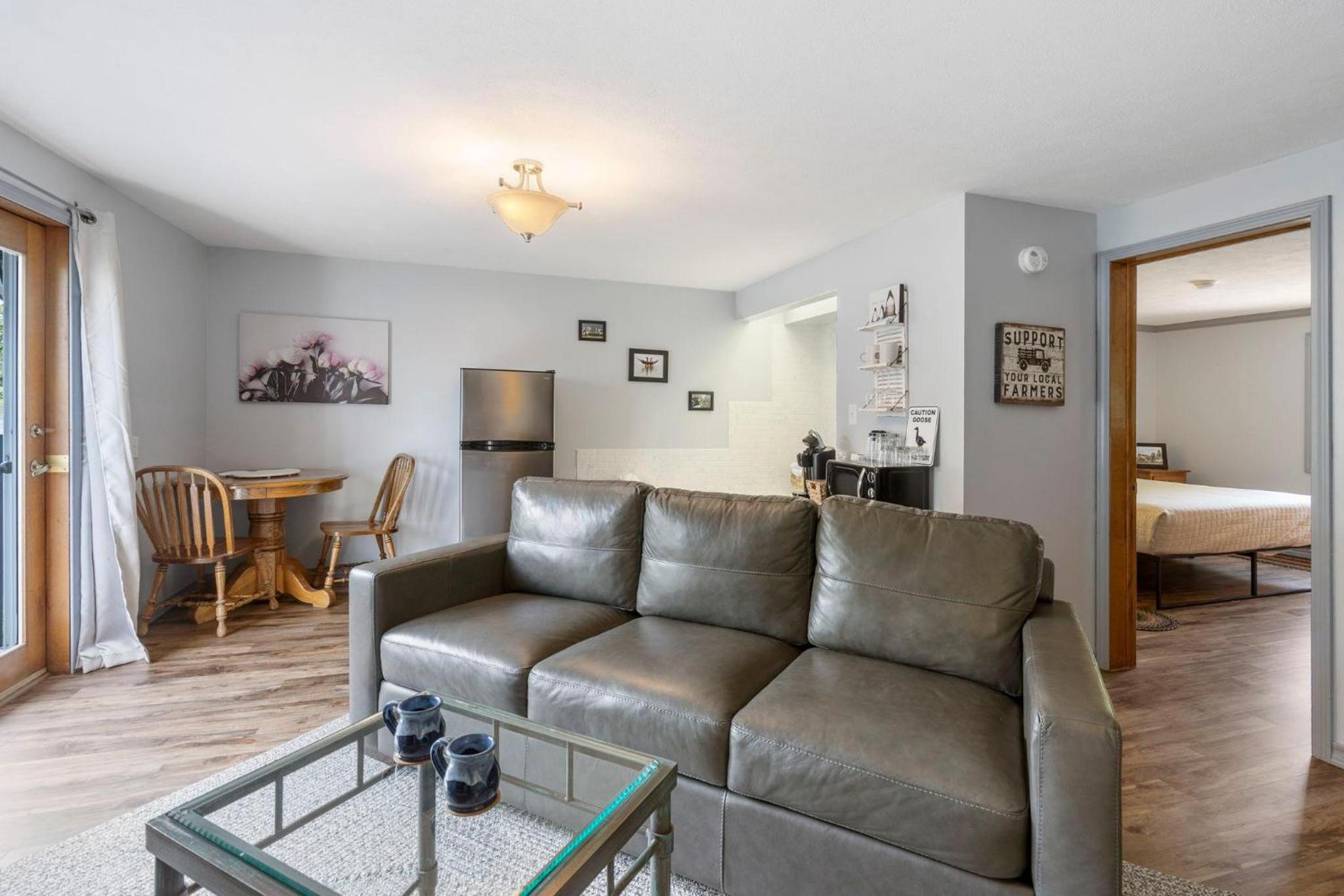 Goose's Gander Suite view 3