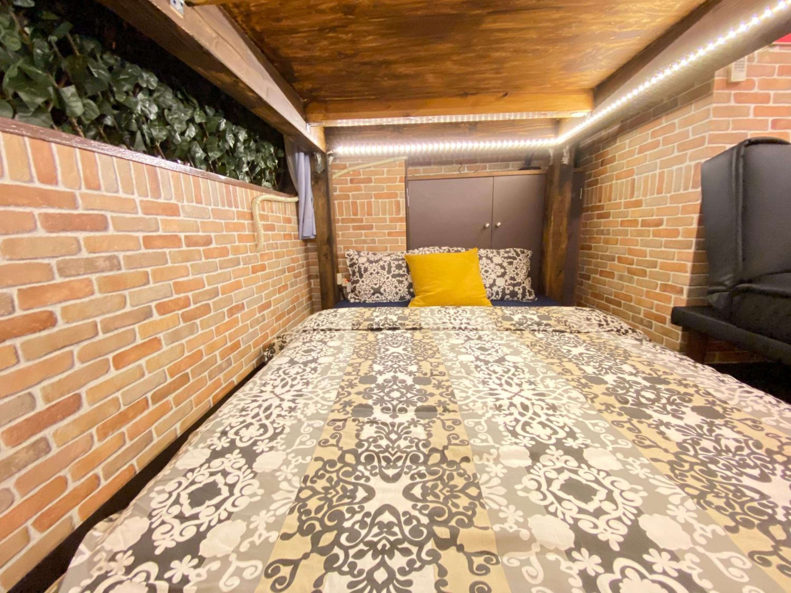Hotel Orange House