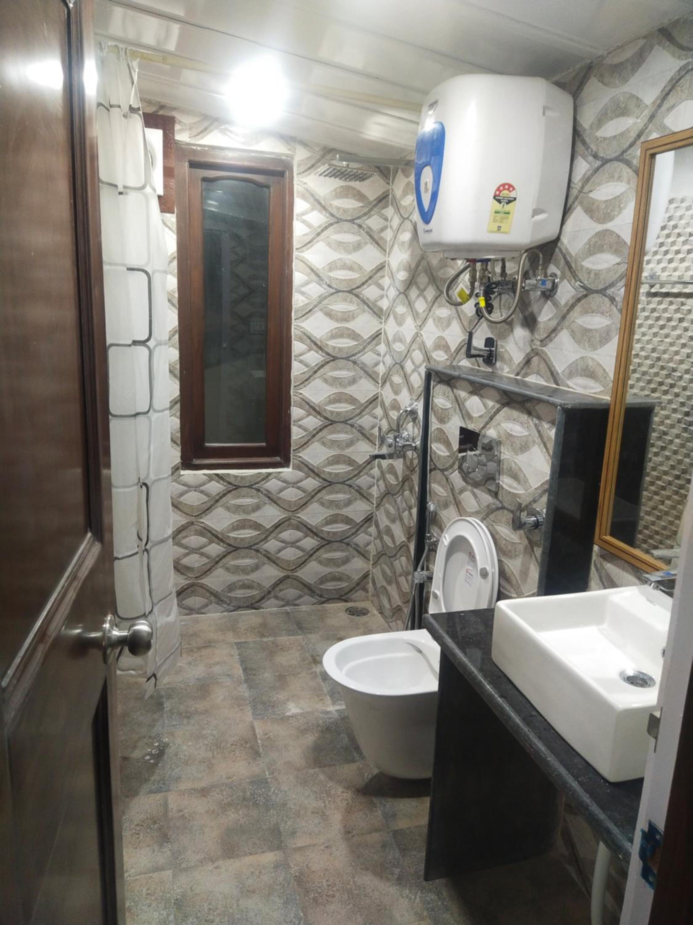 Dhanlaxmi Apartments