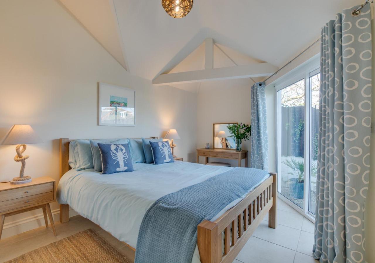 3 Bed in Trevone oc-p00723 view 3