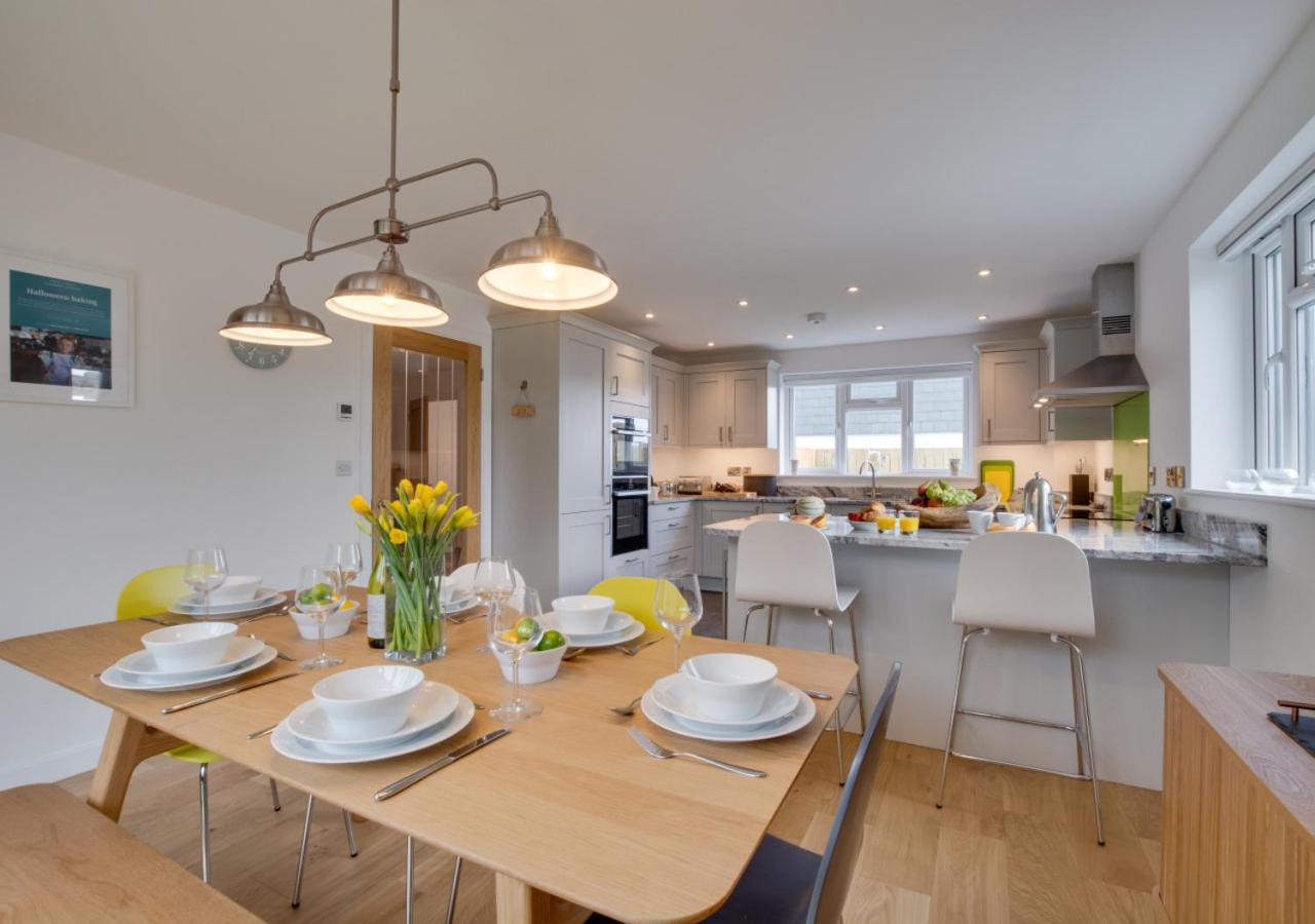 3 Bed in St. Merryn oc-p00725