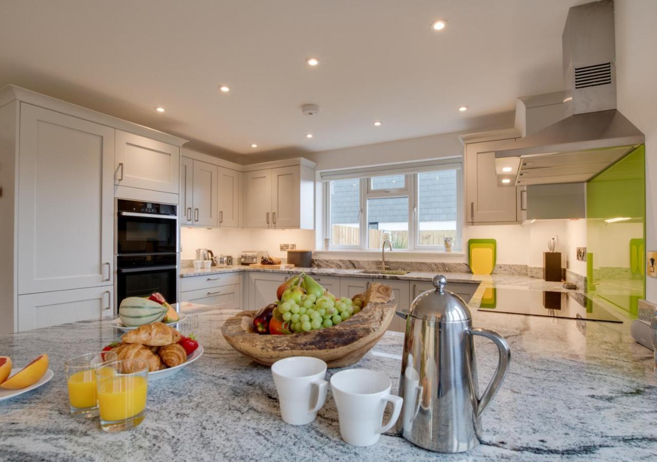 3 Bed in St. Merryn oc-p00725