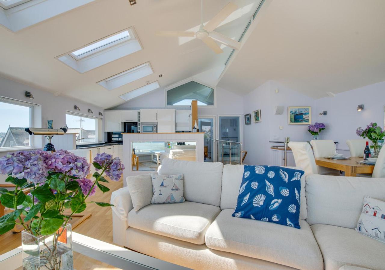 2 Bed in Penzance oc-p00753