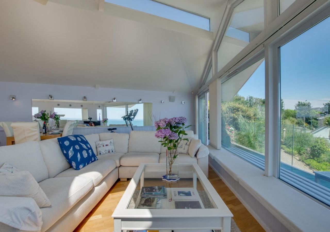 2 Bed in Penzance oc-p00753