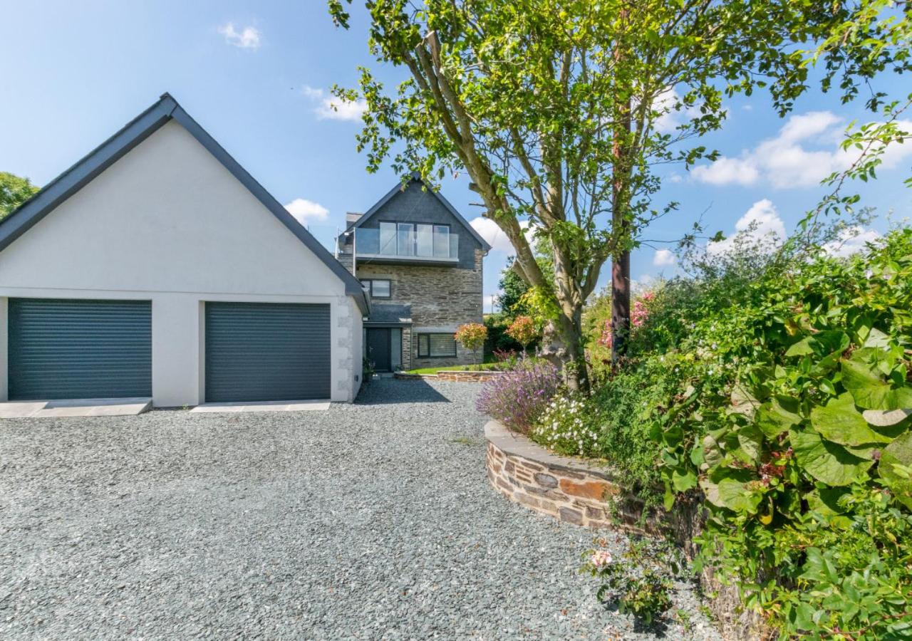 5 Bed in Little Petherick oc-p00736
