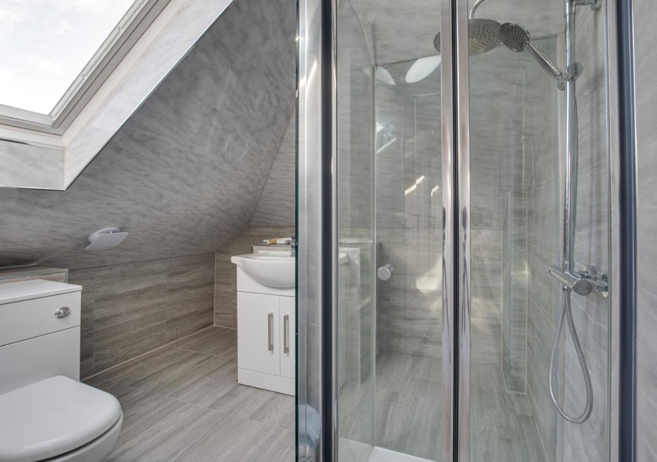 3 Bed in Trevone oc-p00758