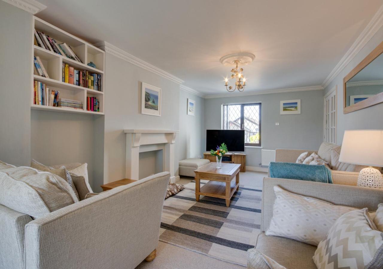 4 Bed in Padstow oc-p00759 view 3