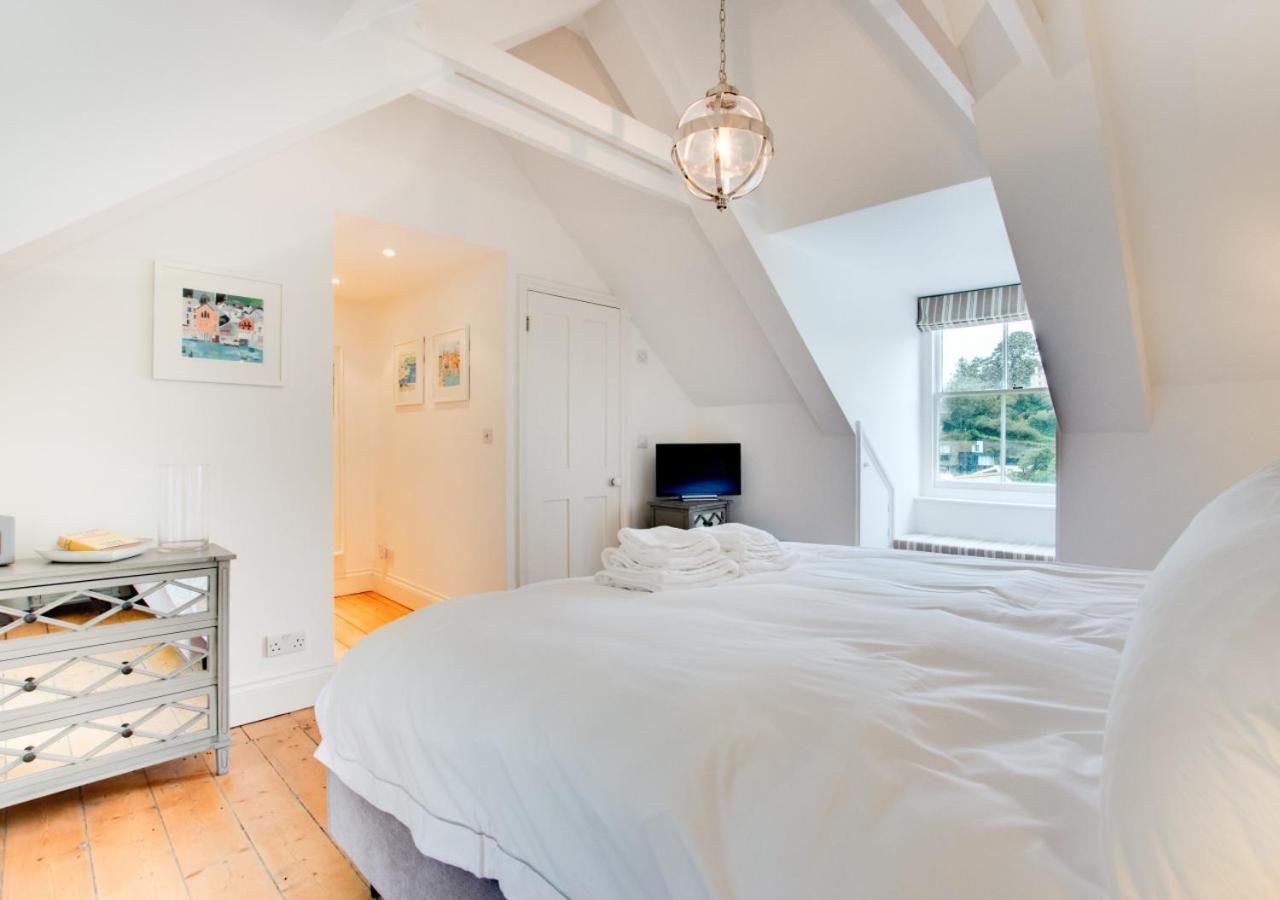 3 Bed in Fowey oc-p00800