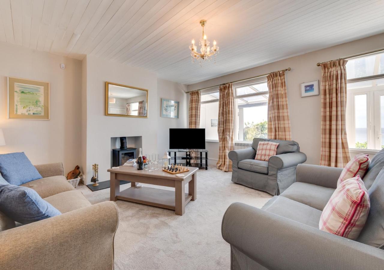 3 Bed in Praa Sands oc-p00859