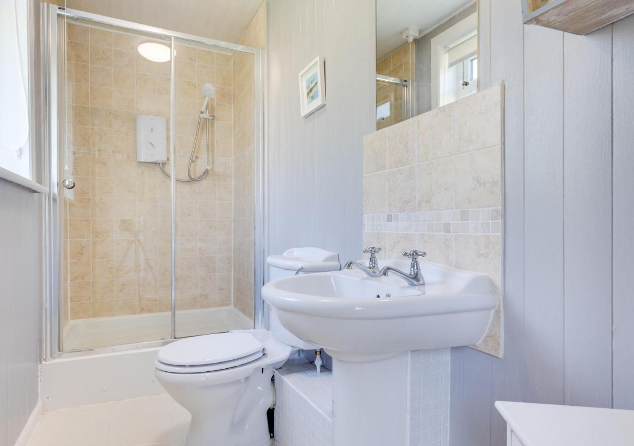 3 Bed in Praa Sands oc-p00859