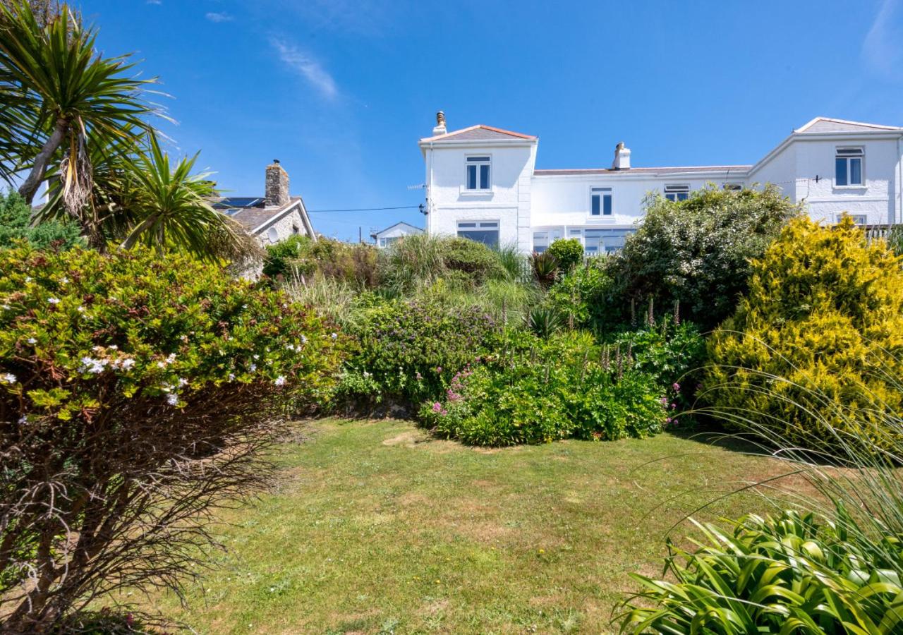 3 Bed in Praa Sands oc-p00859