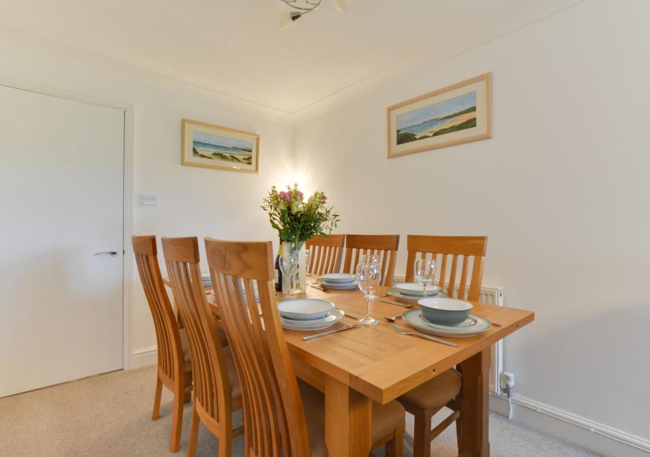 4 Bed in Trevone oc-p00863