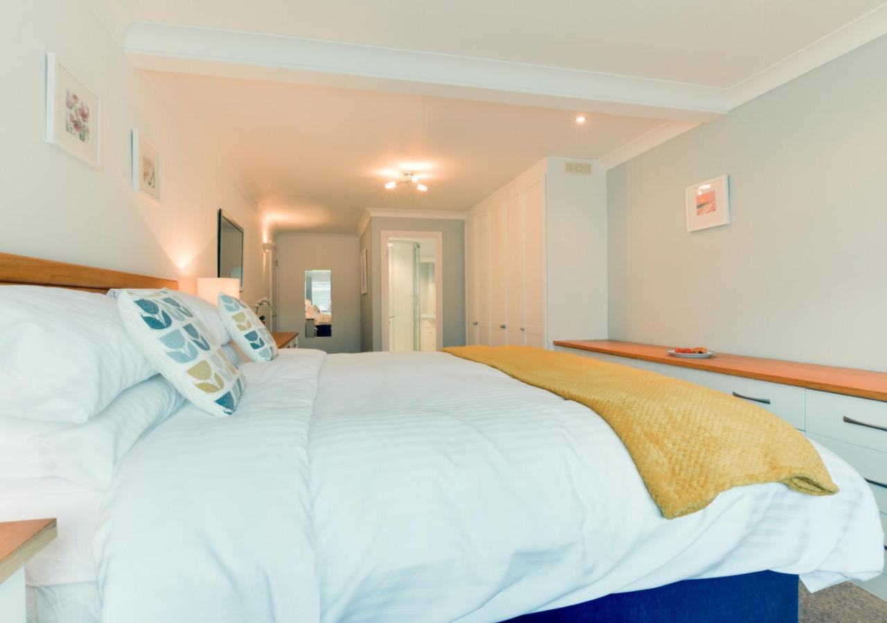 4 Bed in Trevone oc-p00863