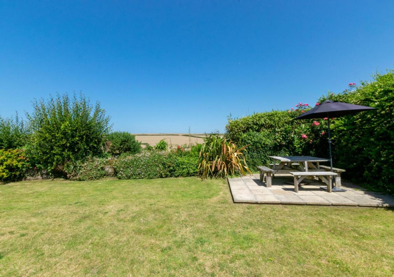 4 Bed in Trevone oc-p00863