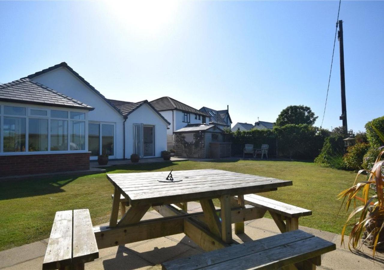4 Bed in Trevone oc-p00863