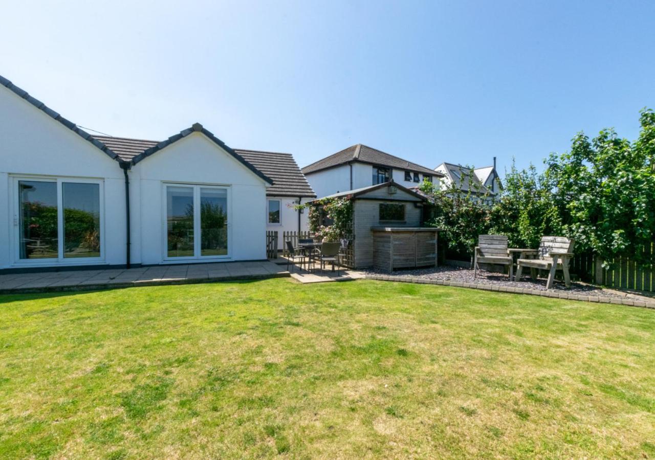 4 Bed in Trevone oc-p00863