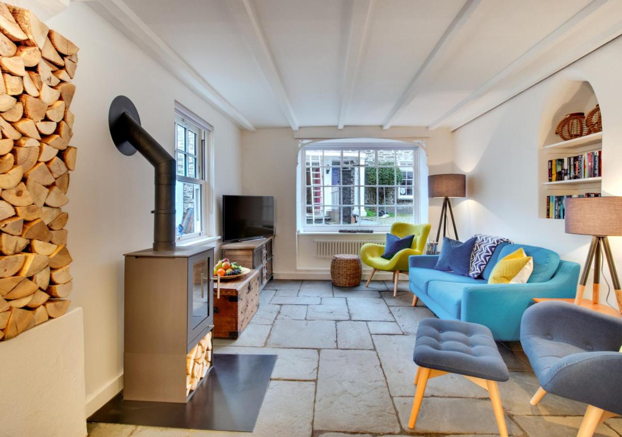 2 Bed in Padstow oc-p00821