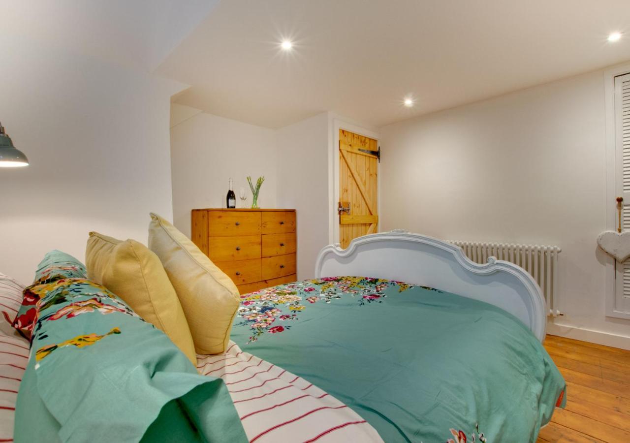 2 Bed in Padstow oc-p00821