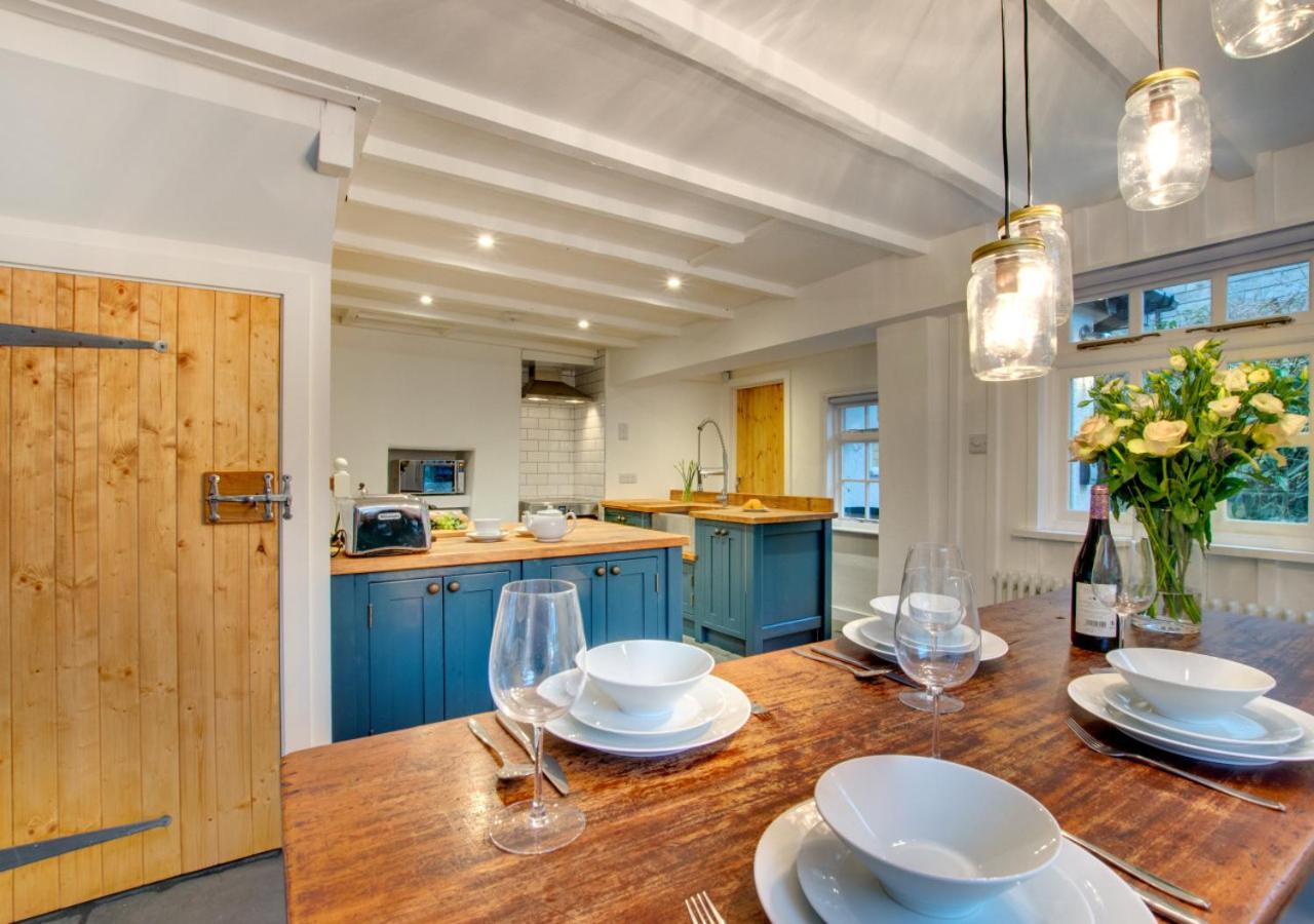 2 Bed in Padstow oc-p00821