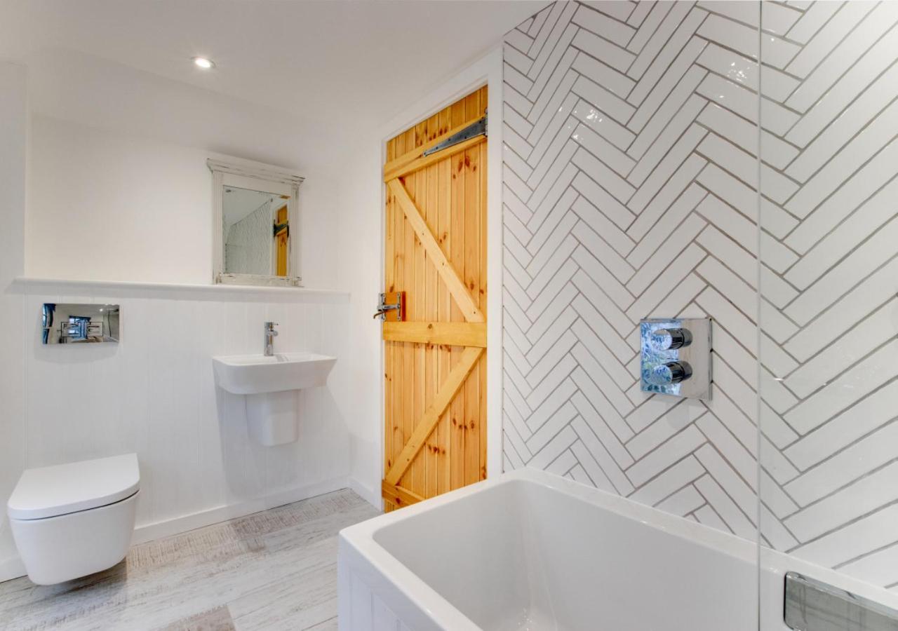 2 Bed in Padstow oc-p00821