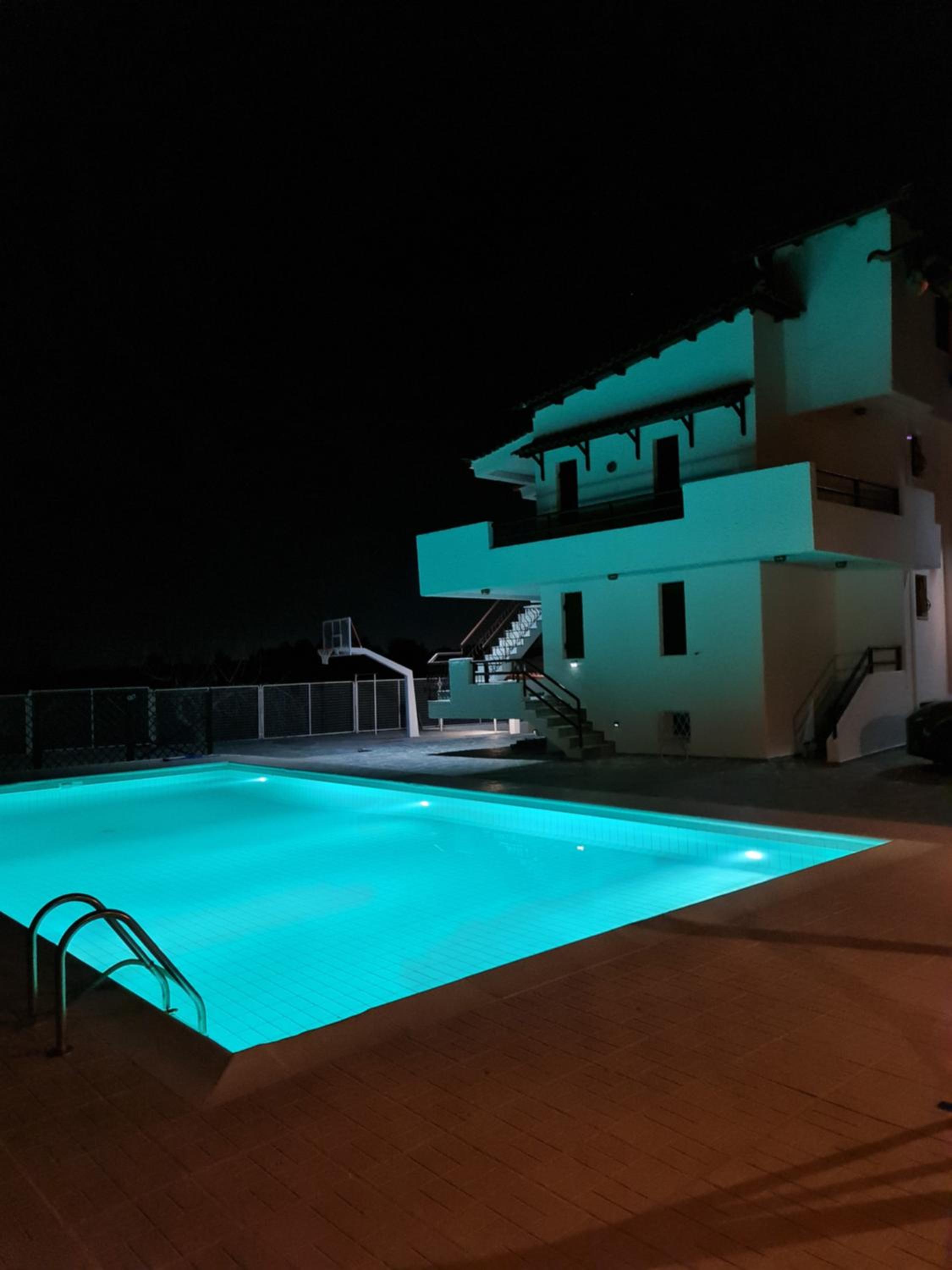 Villa ChrysPa Attica