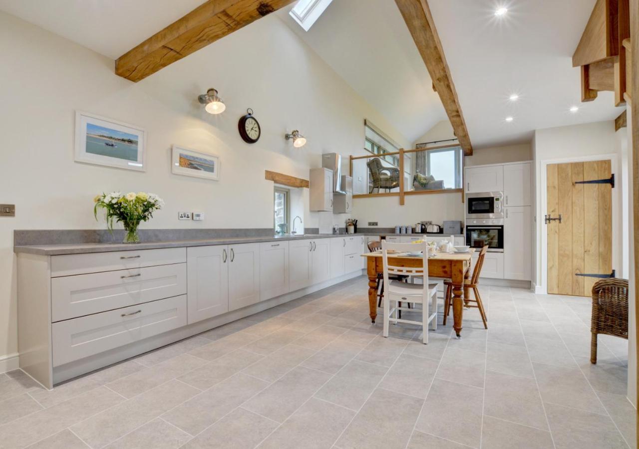 2 Bed in Bishops Nympton oc-barton view 4