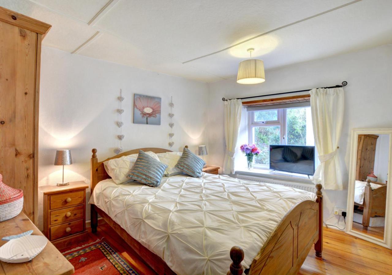 2 Bed in Padstow oc-p00394
