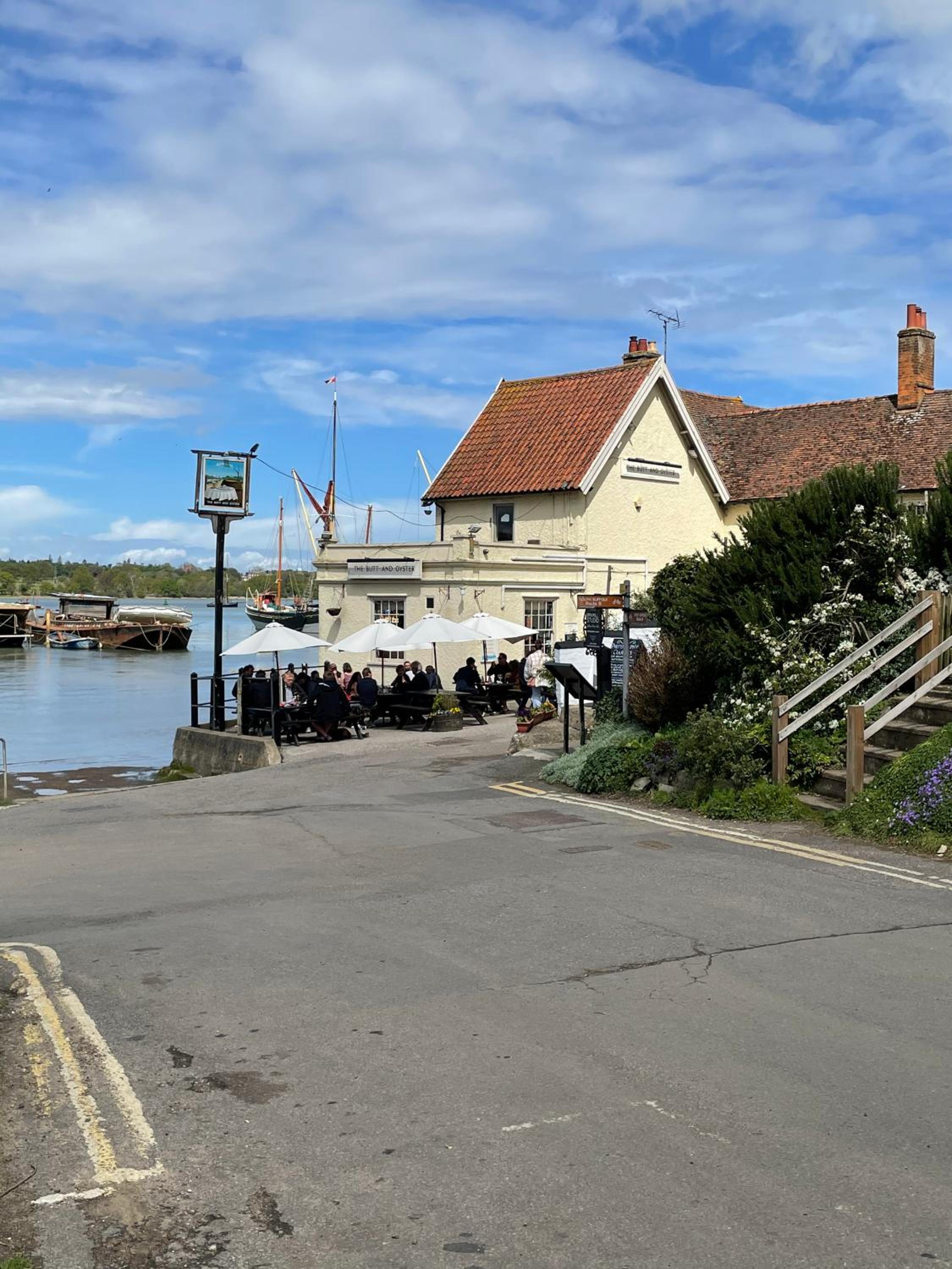 Suffolk Riverside Cottage with Panoramic Views in Pin Mill view 3