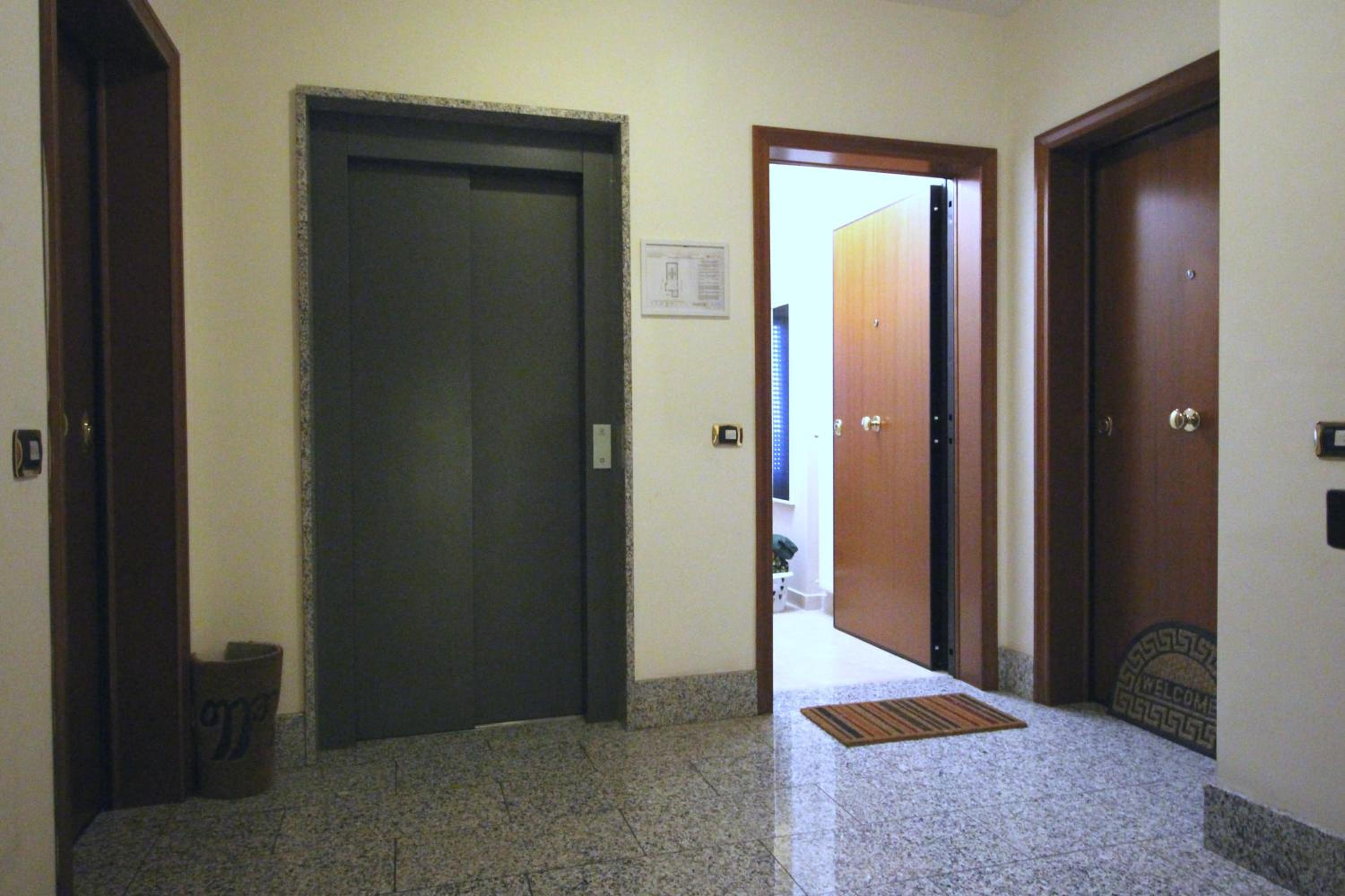 White House BnB