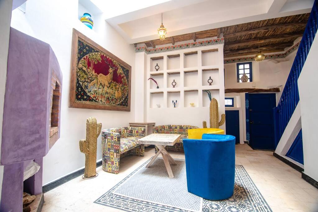 lounge