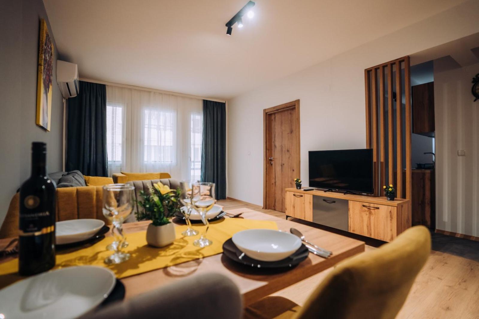 Don Apartment 1 - central location - close to everything - with free parking view 2