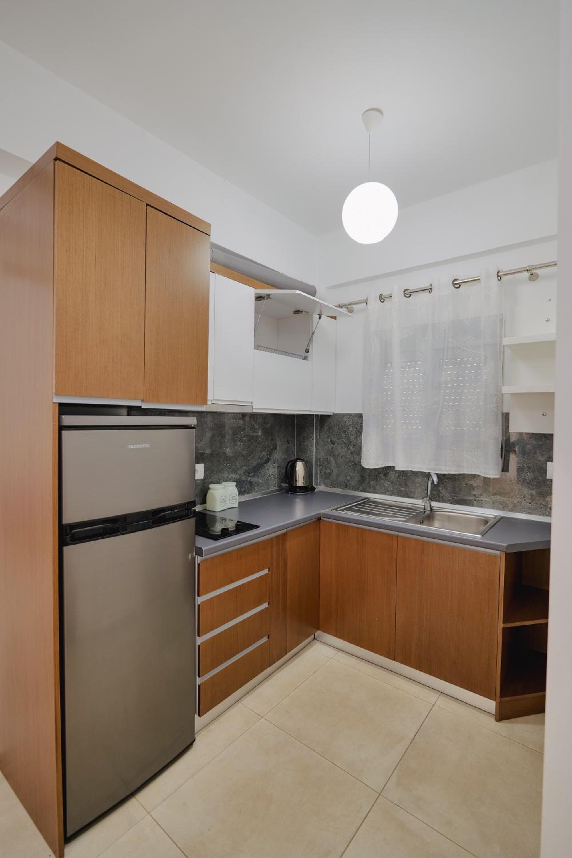 Violeta apartments Ksamil