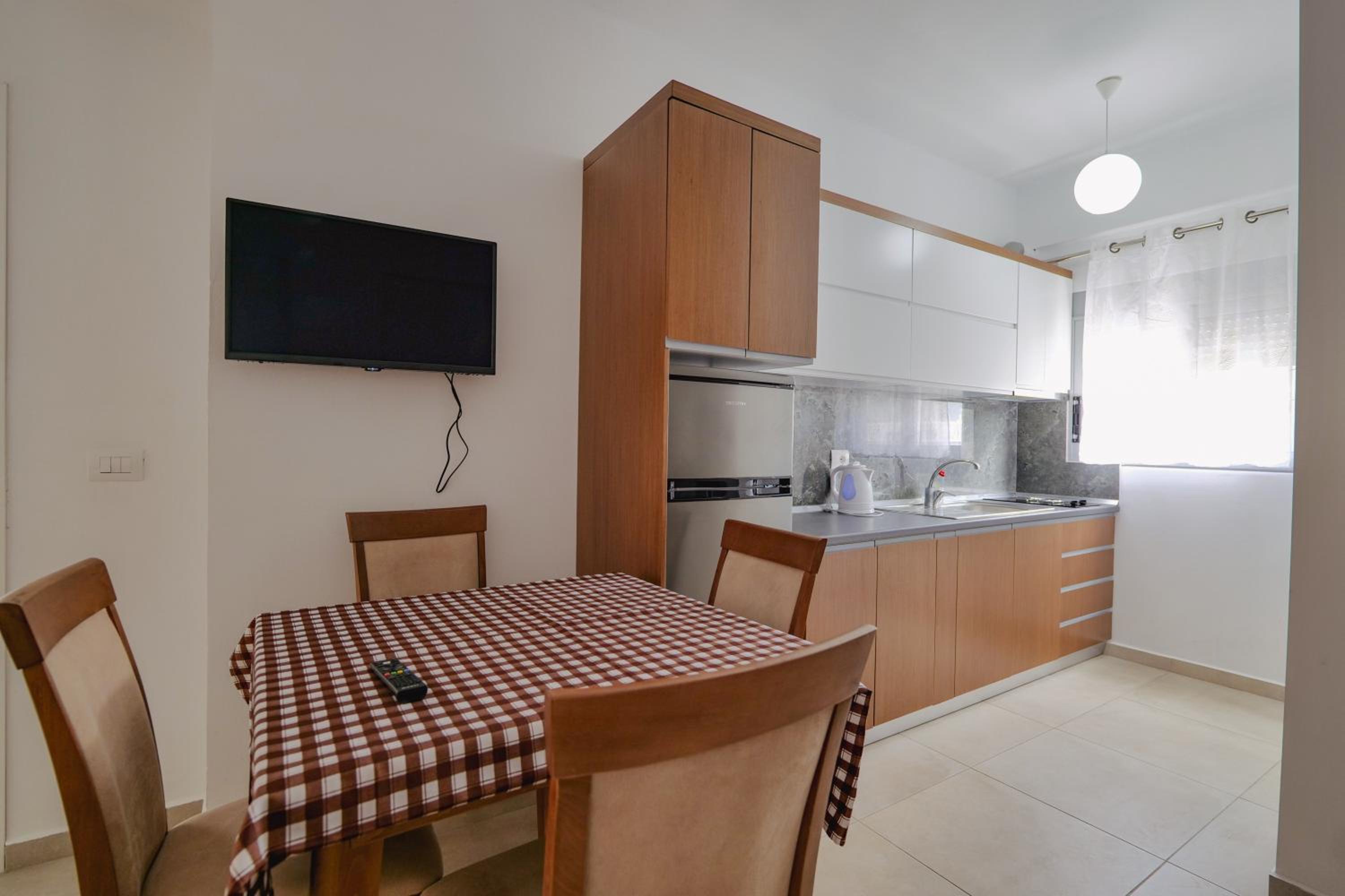 Violeta apartments Ksamil