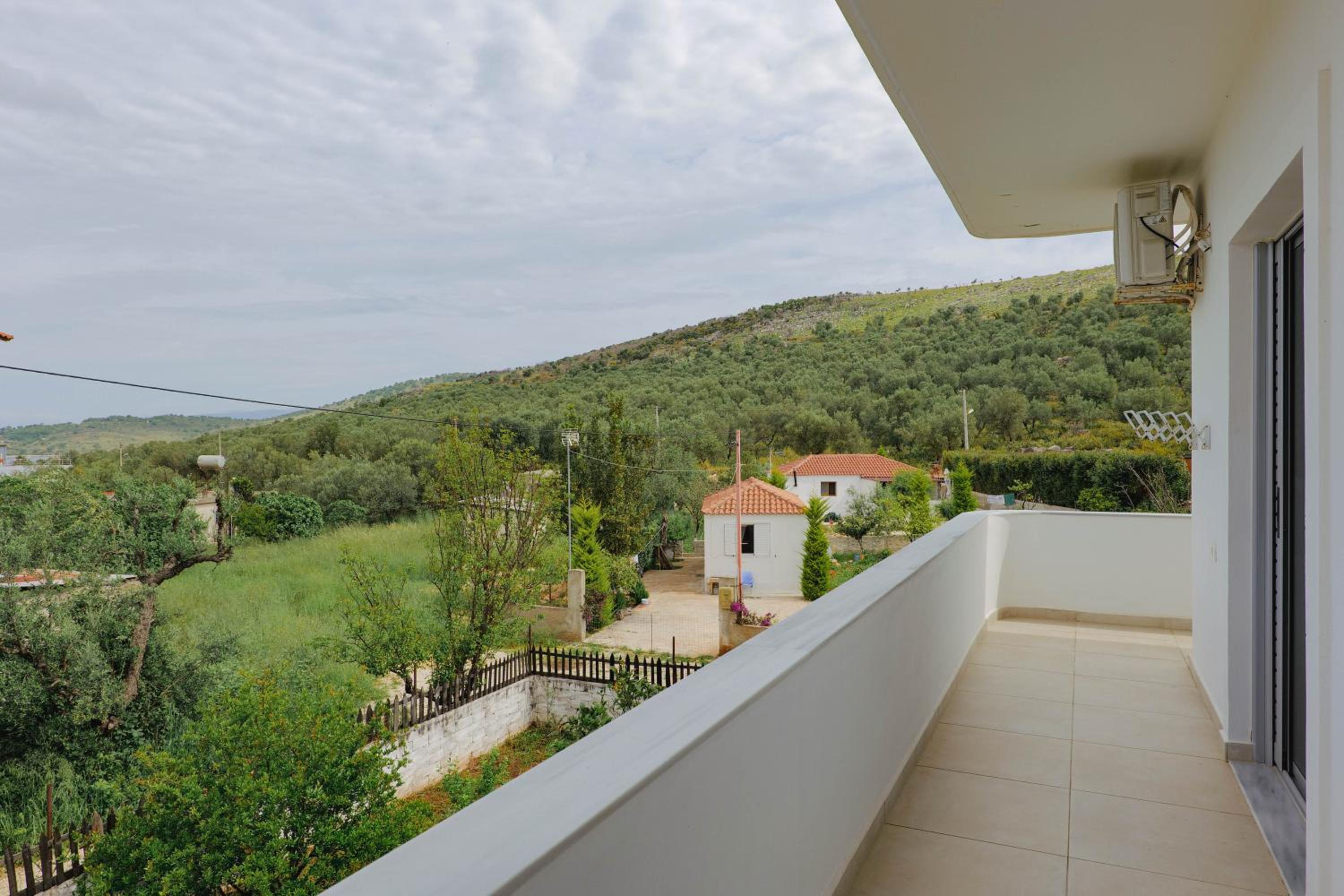 Violeta apartments Ksamil