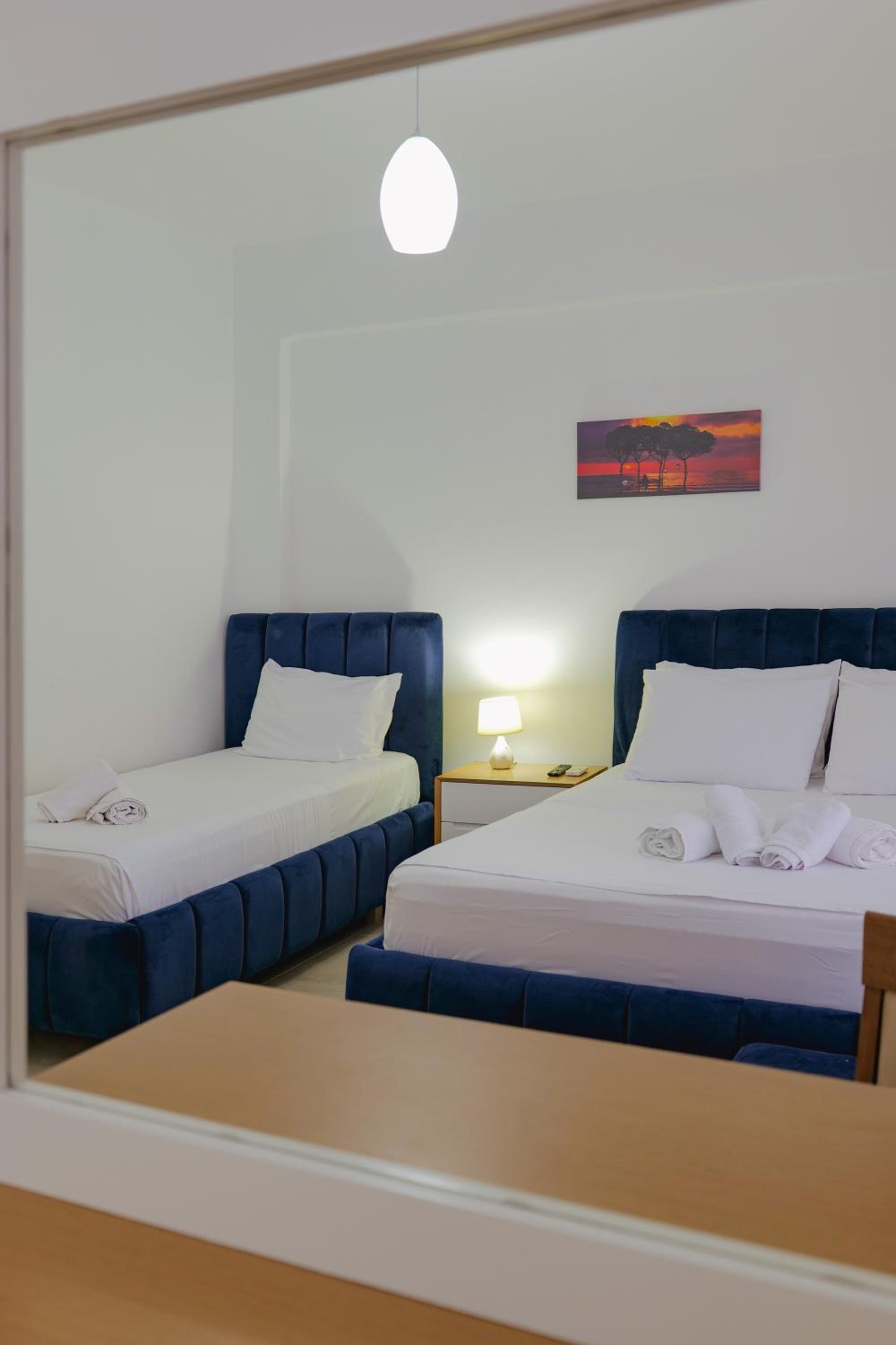 Violeta apartments Ksamil