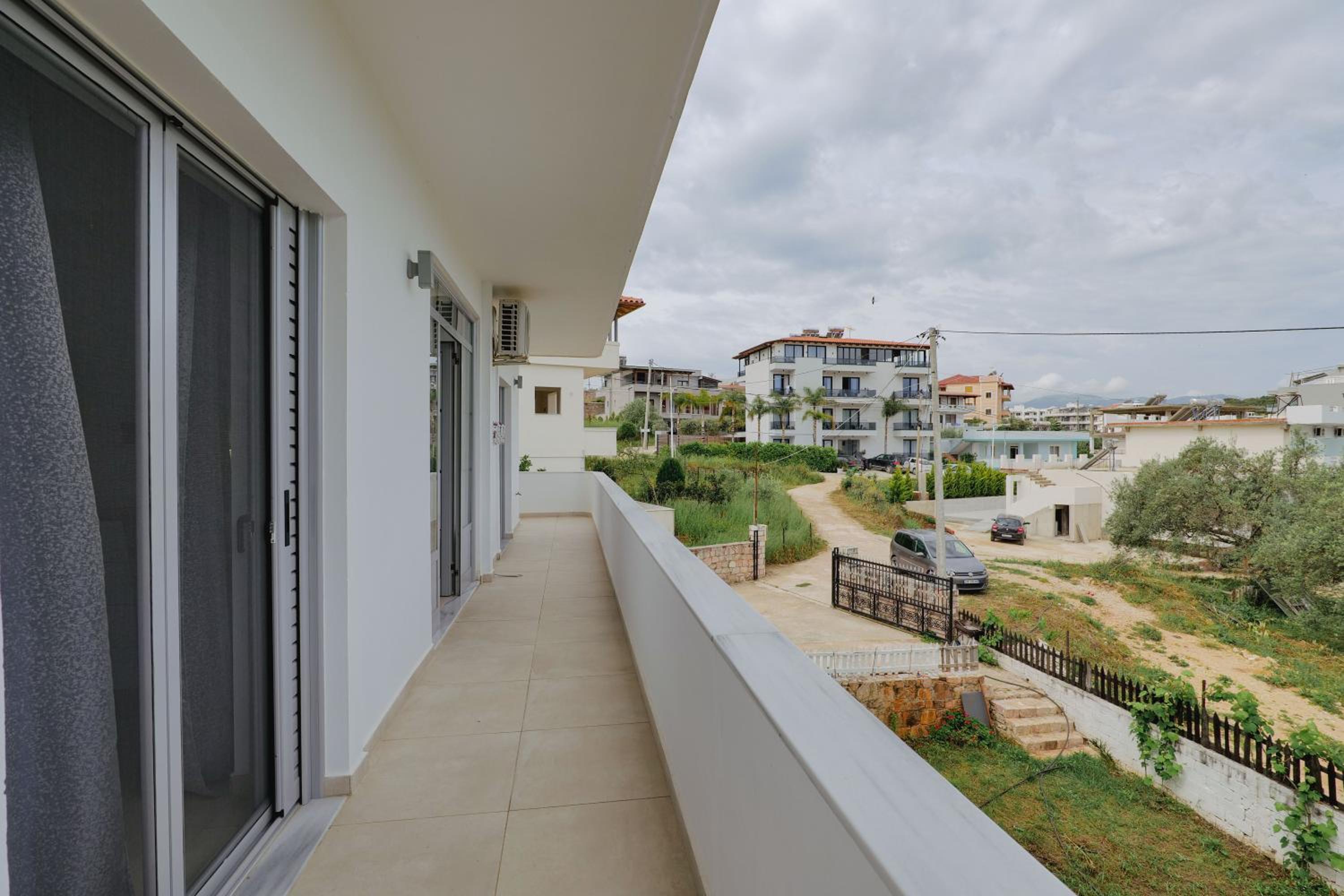 Violeta apartments Ksamil