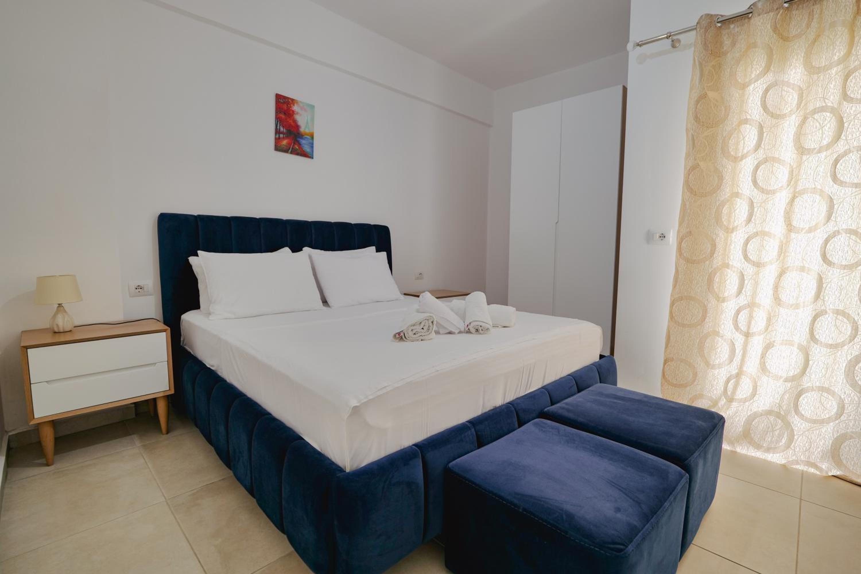 Violeta apartments Ksamil