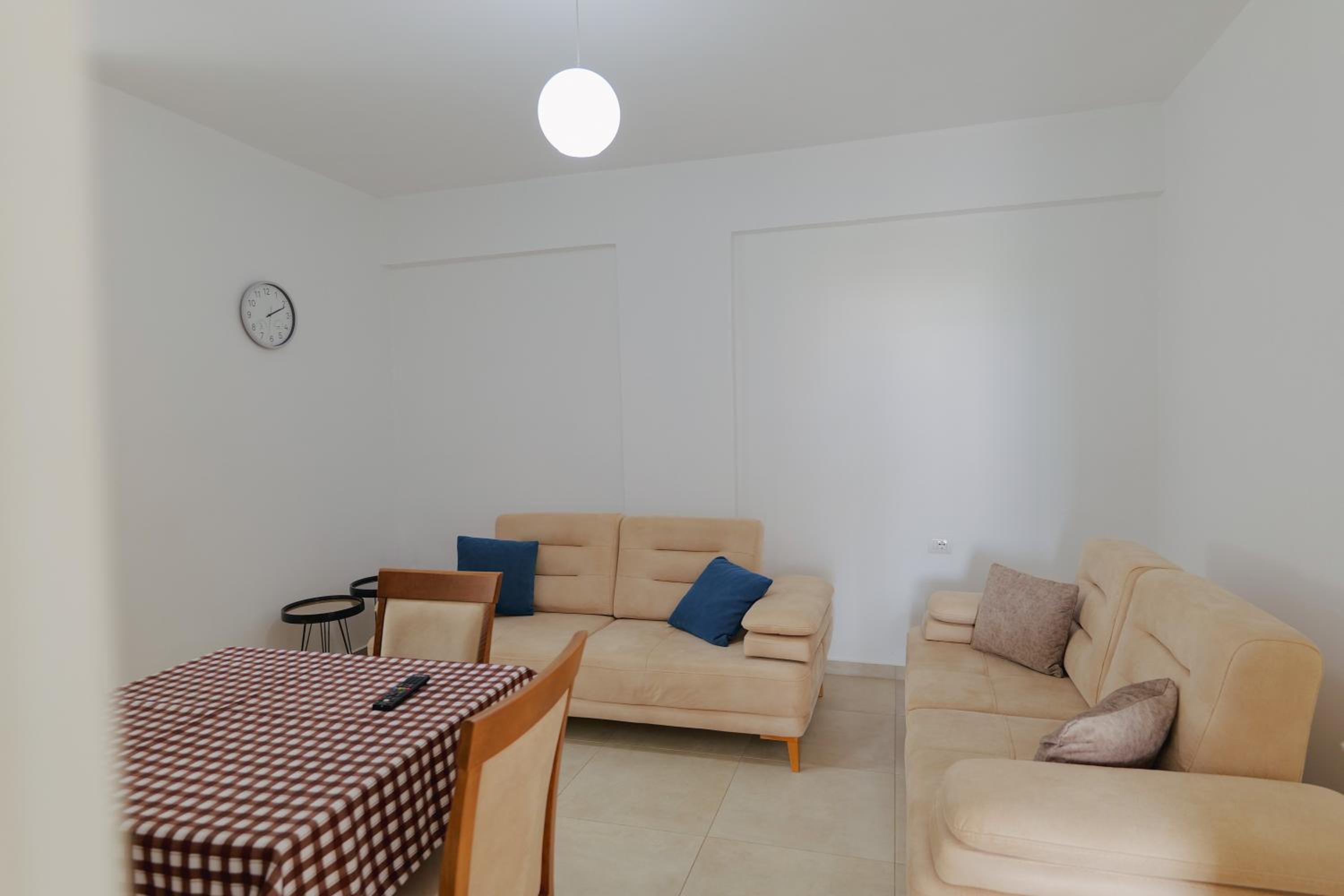 Violeta apartments Ksamil