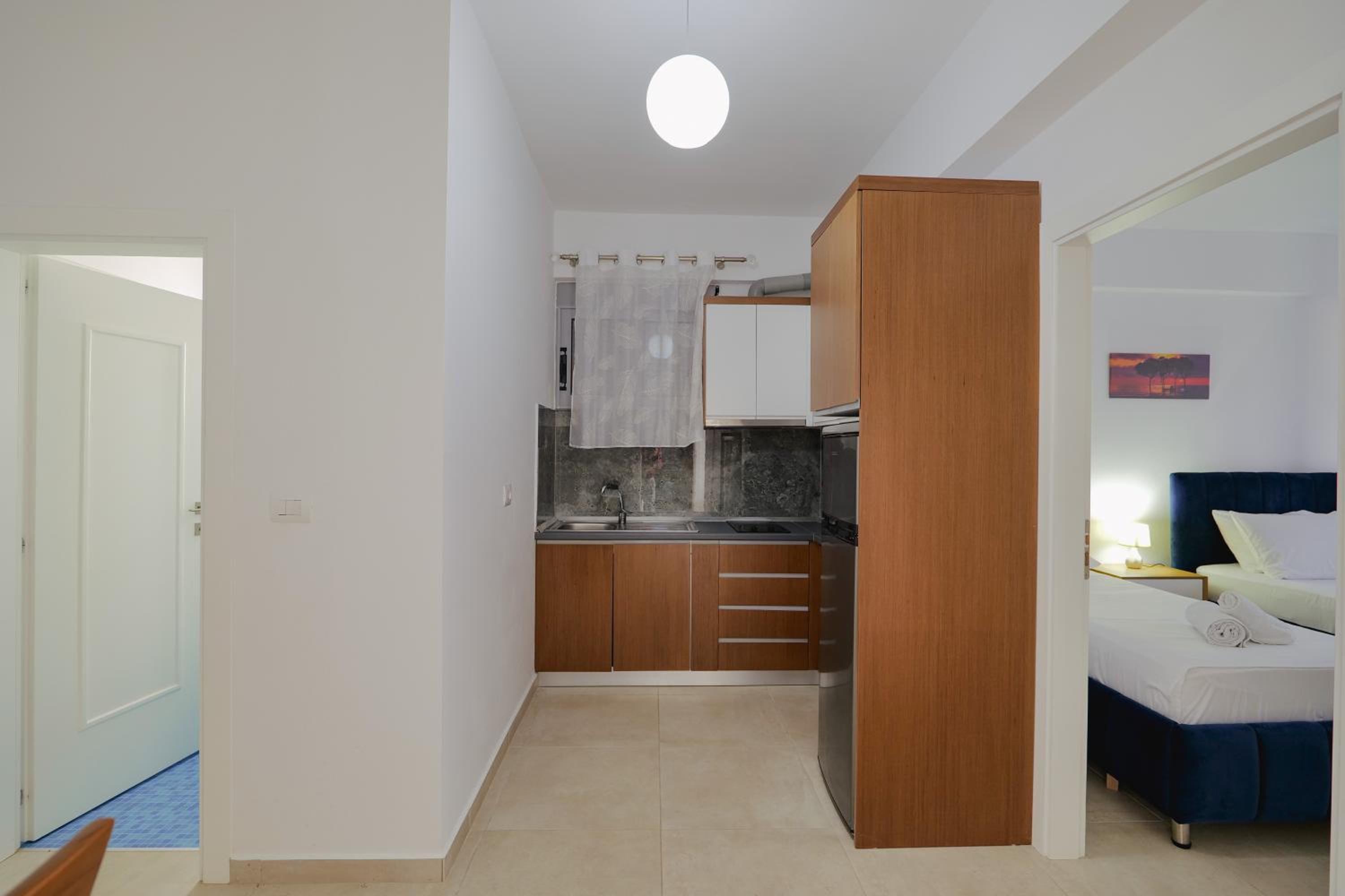 Violeta apartments Ksamil