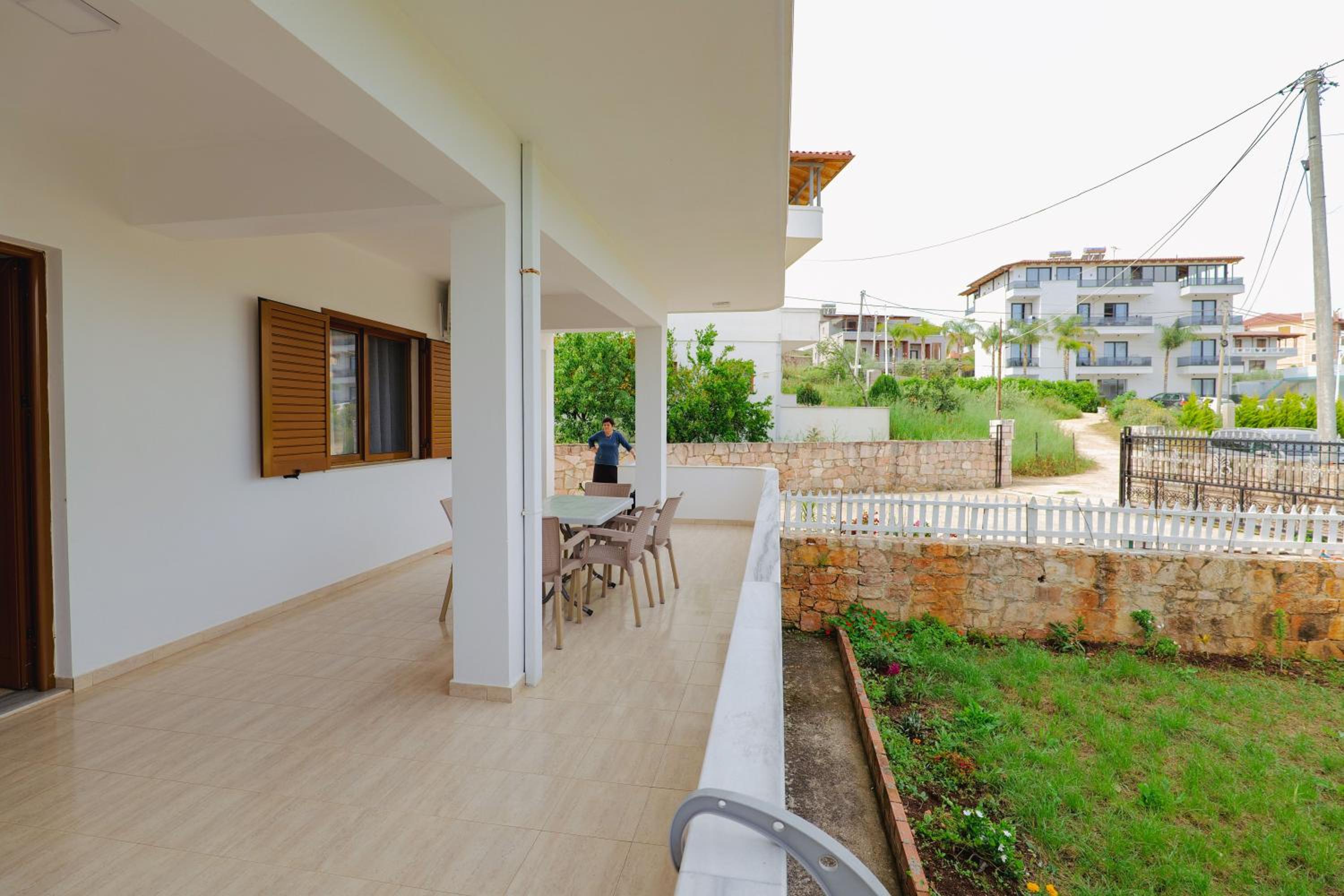 Violeta apartments Ksamil