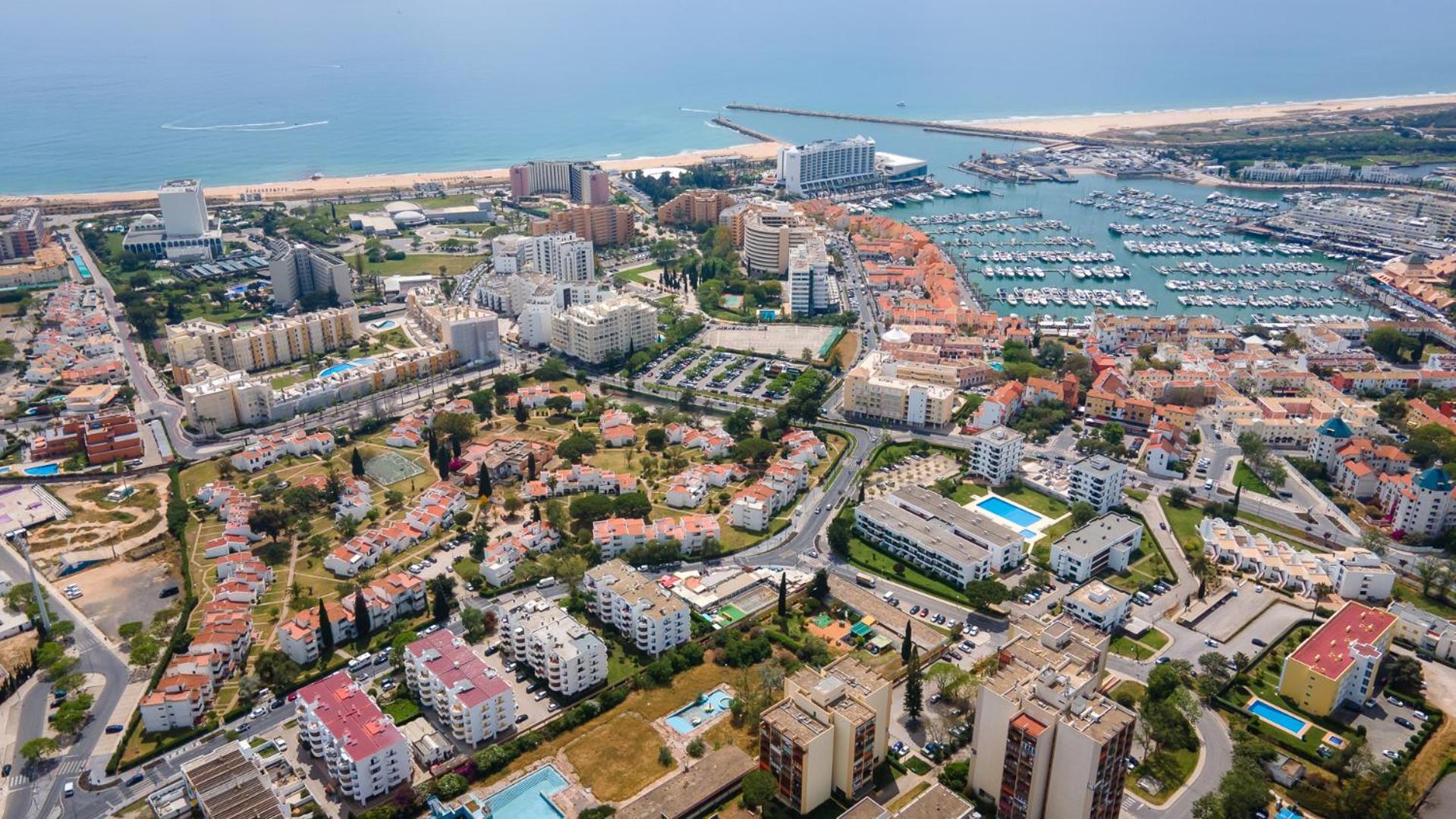 Vilamoura Coastal Retreat by LovelyStay