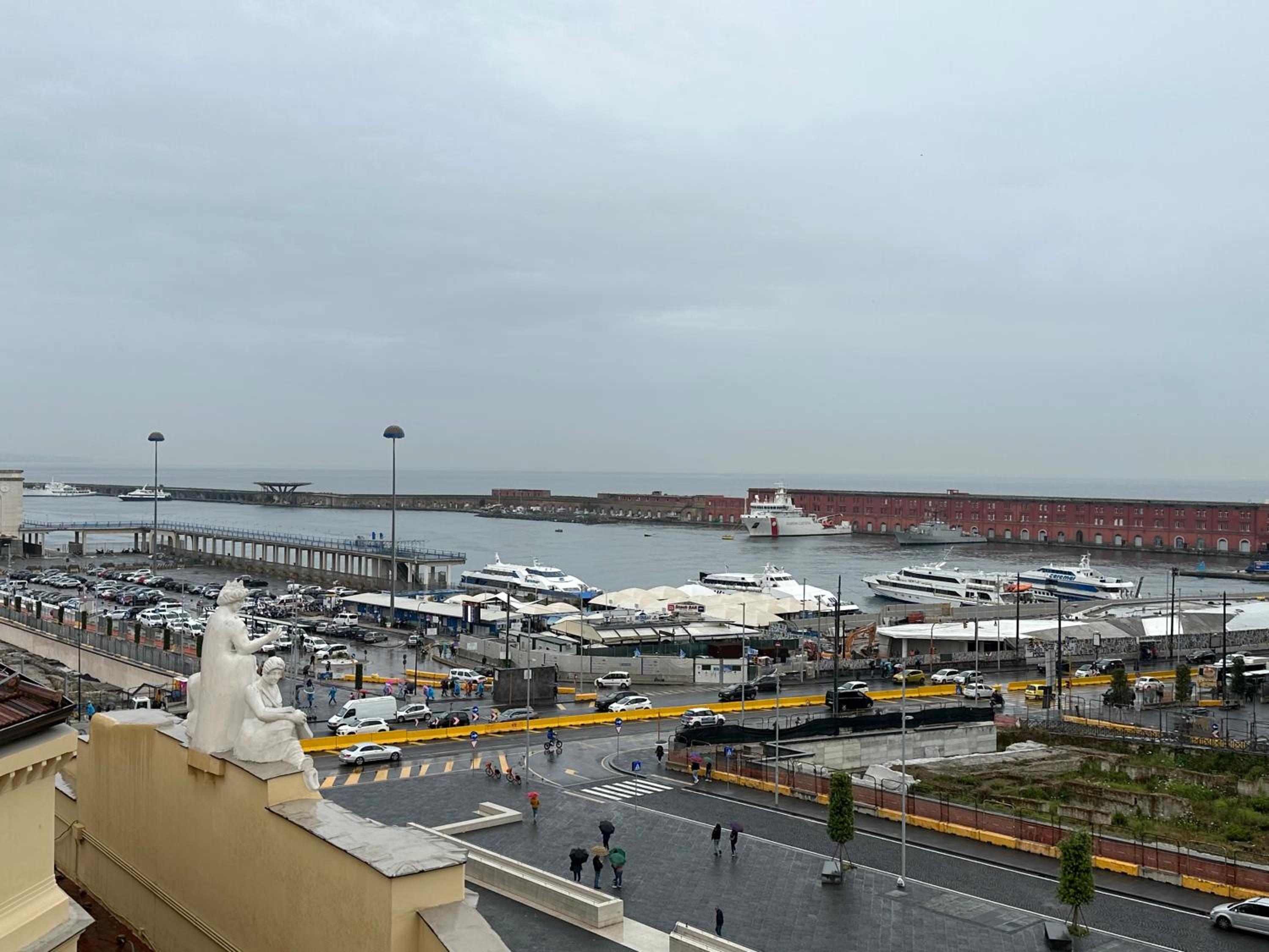 La Dimora al Castello Central Flat Naples - My Place photo 2