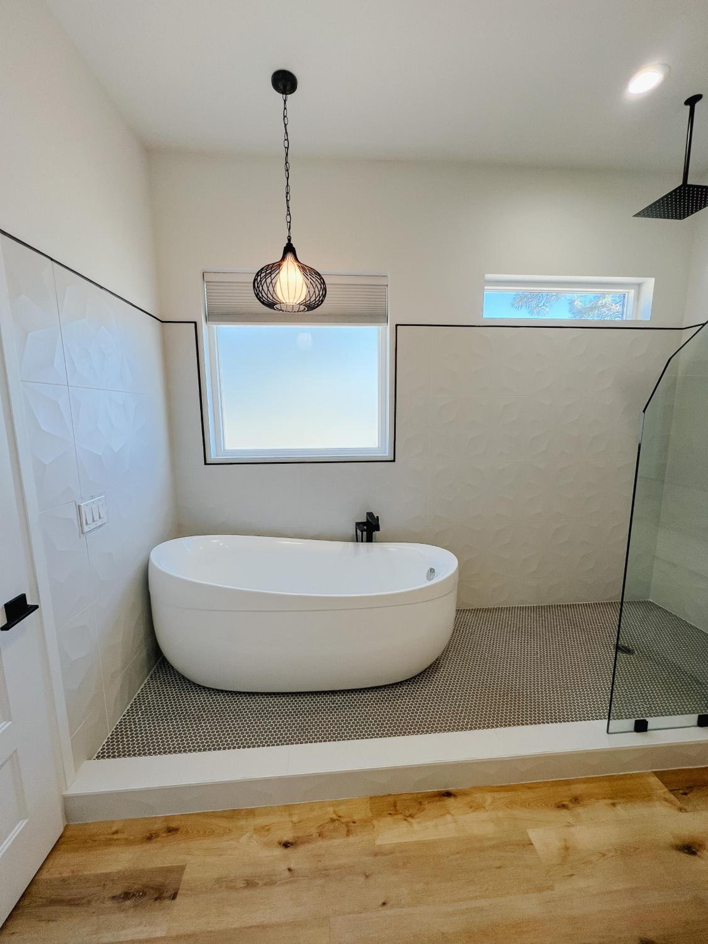 LUXURY MODERN FAMILY VACATION- Bison Ridge Retreat view 4