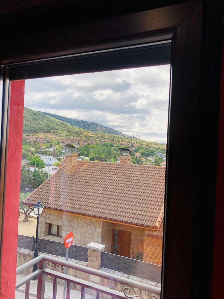 Apartamentos DELUXE Con Jacuzzi o Chimenea LOVE FOR TWO photo 3