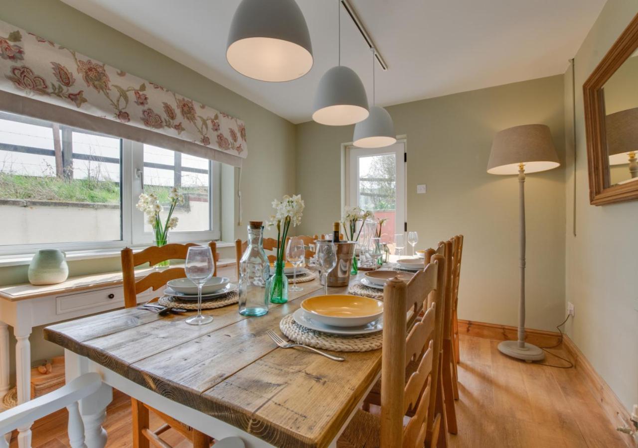 4 Bed in St. Wenn oc-p00886
