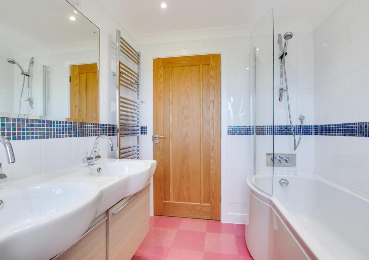 7 Bed in Ashton oc-p00891