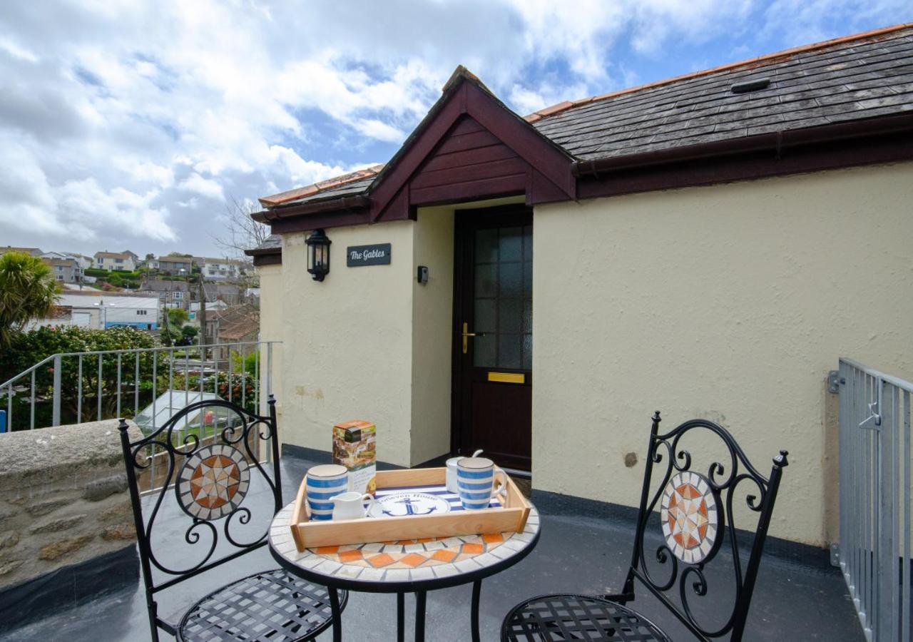 1 Bed in Porthleven oc-p00898